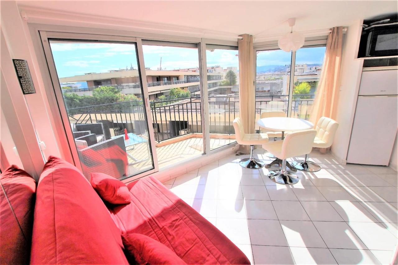 Last Floor With Terrace And Clear View On The Sea Apartamento Cannes