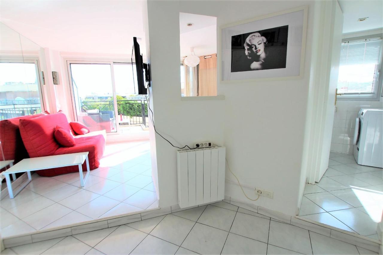 Last Floor With Terrace And Clear View On The Sea Apartamento *
